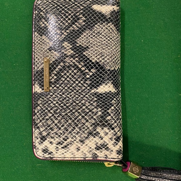 Stella & Dot Wallet - Picture 3 of 3